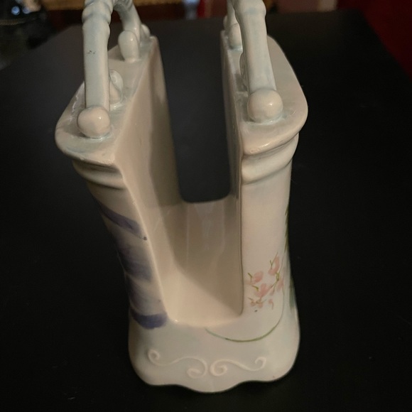 Tracy Porter Hand painted Napkin Holder - Picture 5 of 7